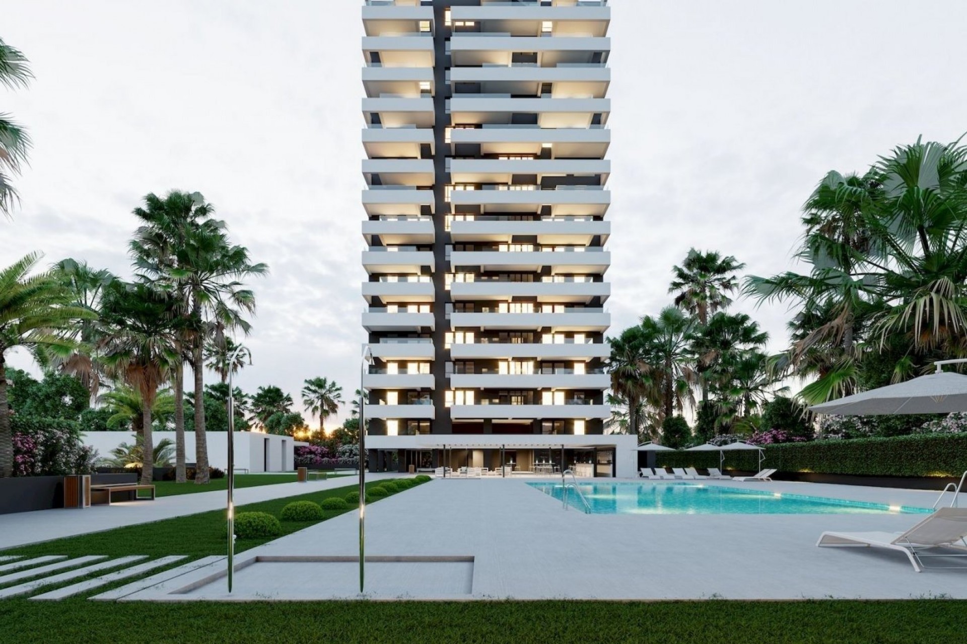 Nowy budynek - Daszek - Calpe - Playa Arenal-bol